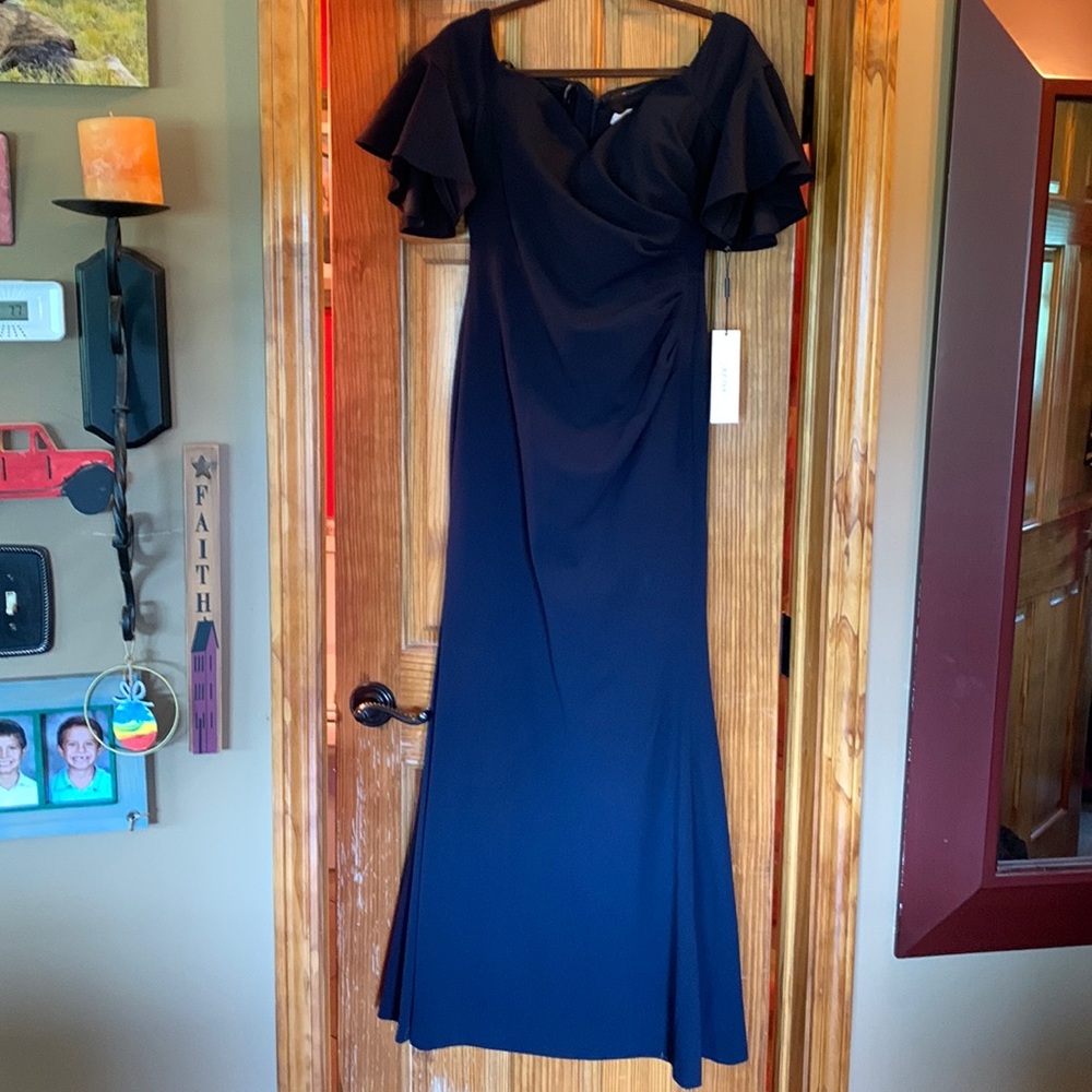 Gorgeous Calvin Klein blue full length gown